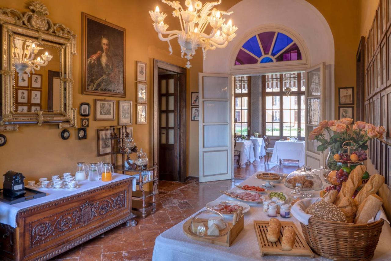 Bed and Breakfast Palazzo Cavagna Sangiuliani Bereguardo Exterior foto