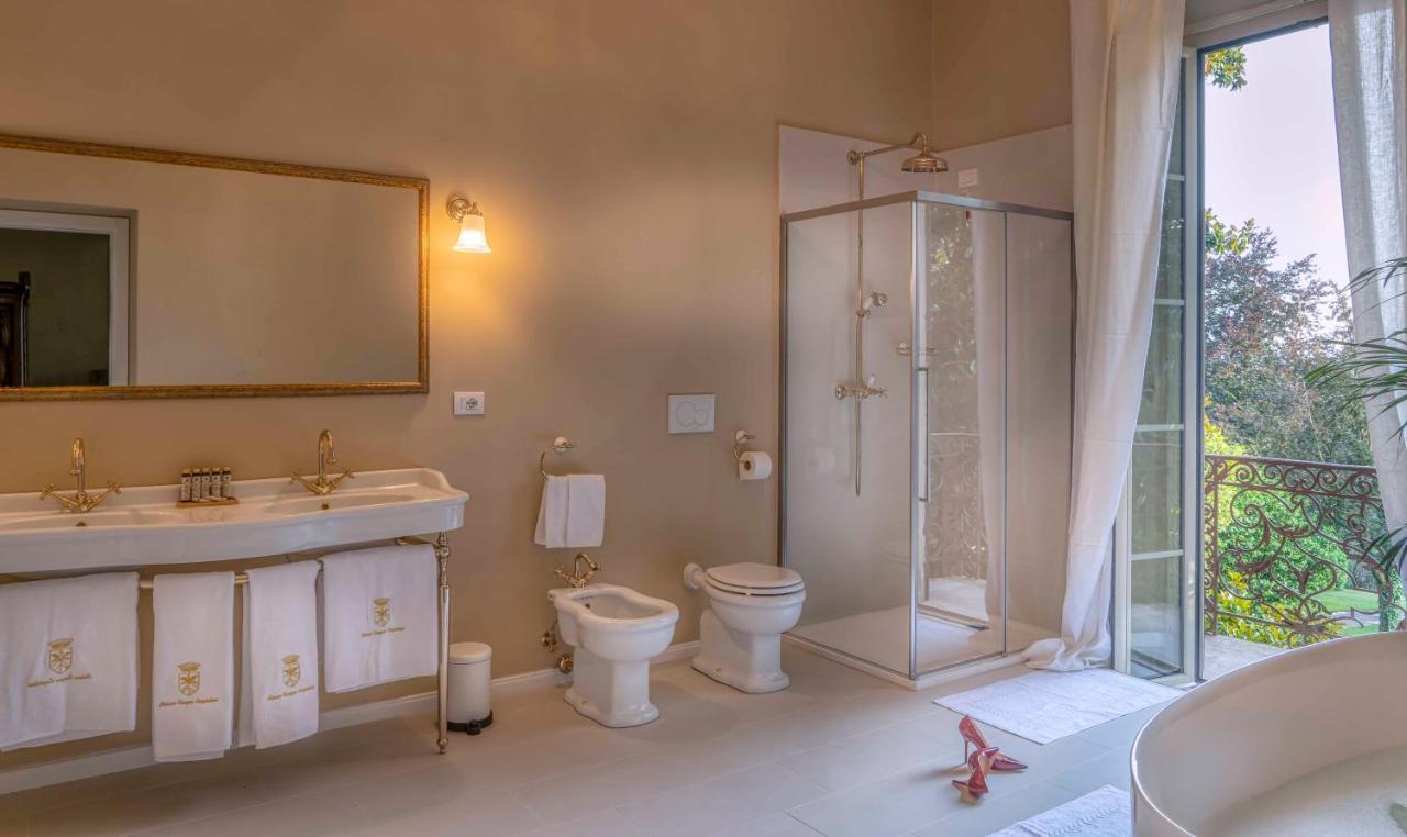 Bed and Breakfast Palazzo Cavagna Sangiuliani Bereguardo Exterior foto
