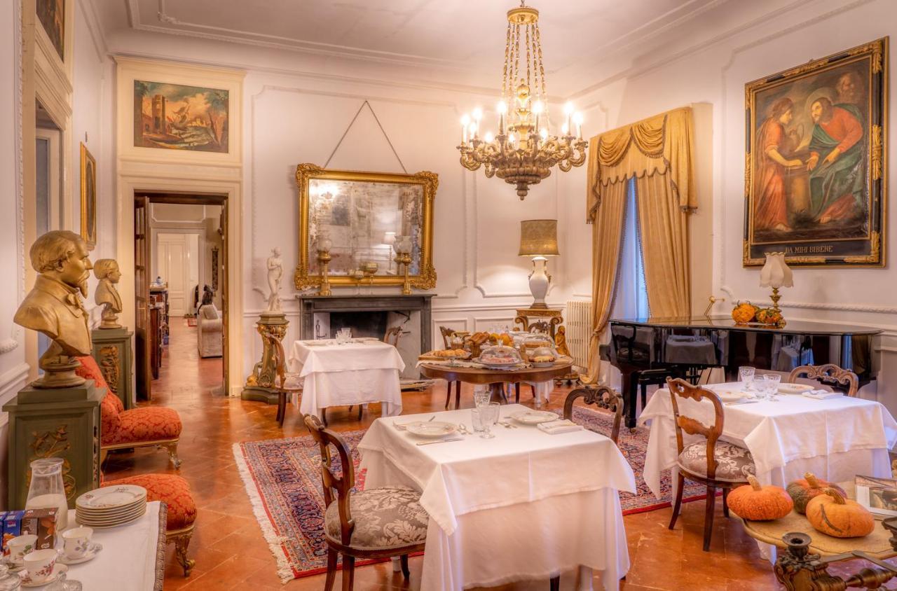 Bed and Breakfast Palazzo Cavagna Sangiuliani Bereguardo Exterior foto
